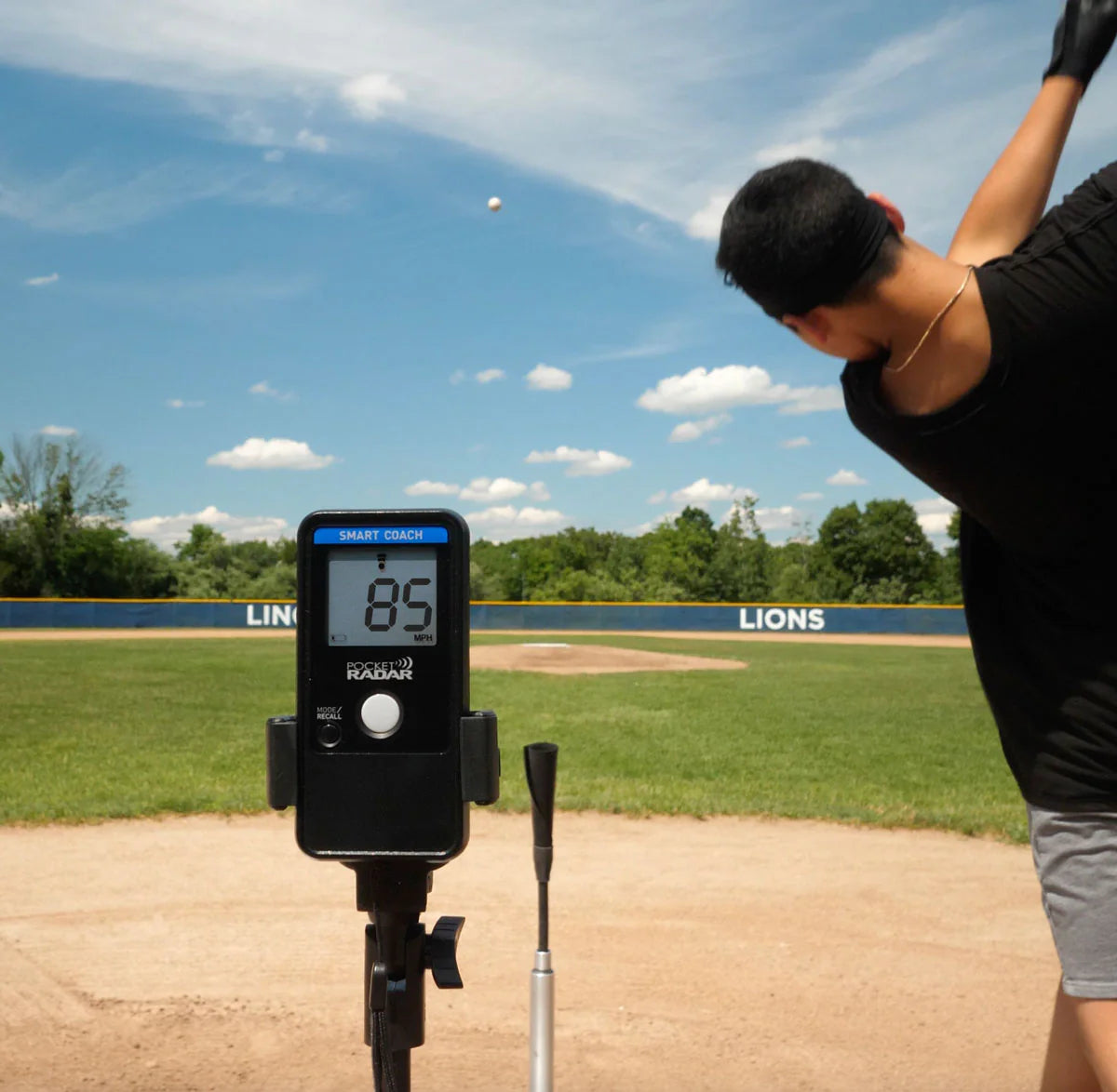 POCKET RADAR スピードガン Amazon.co.jp: Pocket Radar Smart Coach/Bluetooth App Enabled Radar